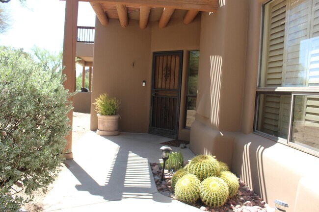 Building Photo - 9173 E Sunflower Ct