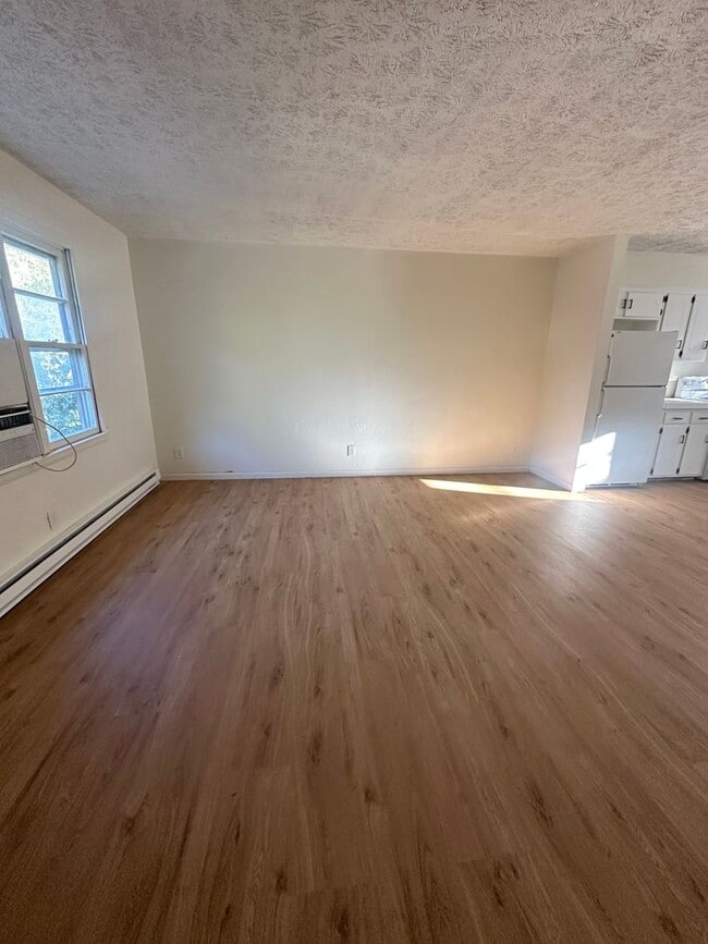 Building Photo - S0073-MF2-E1