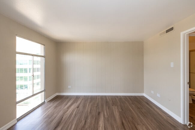 1BR, 1BA + Study - 1387SF - Den - High Country House Apartments