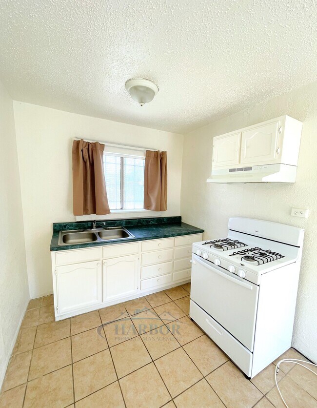 Foto del edificio - 517 E 61st St