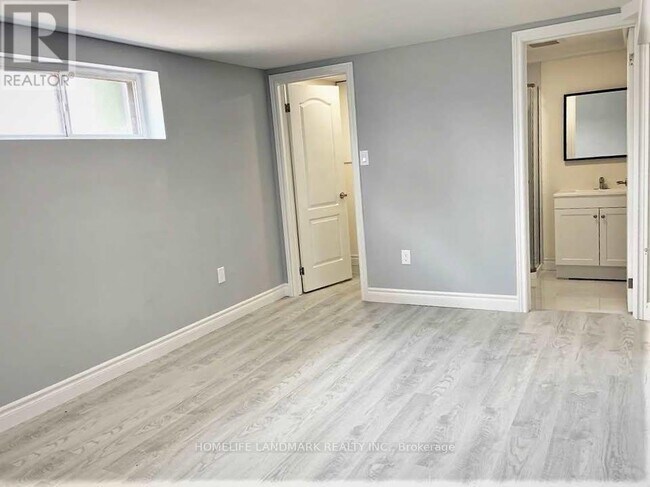 Photo du bâtiment - 6 Dempster St