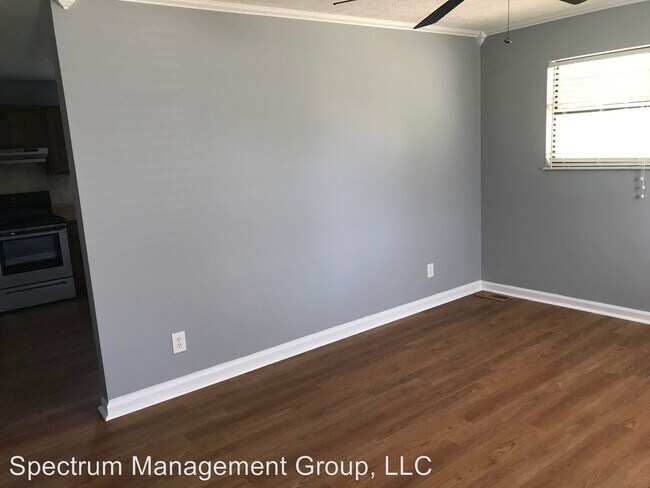 Foto del edificio - 3 br, 1 bath House - 1821 Sykes Rd