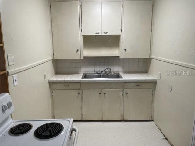 Foto del edificio - 4843 Haines Rd N