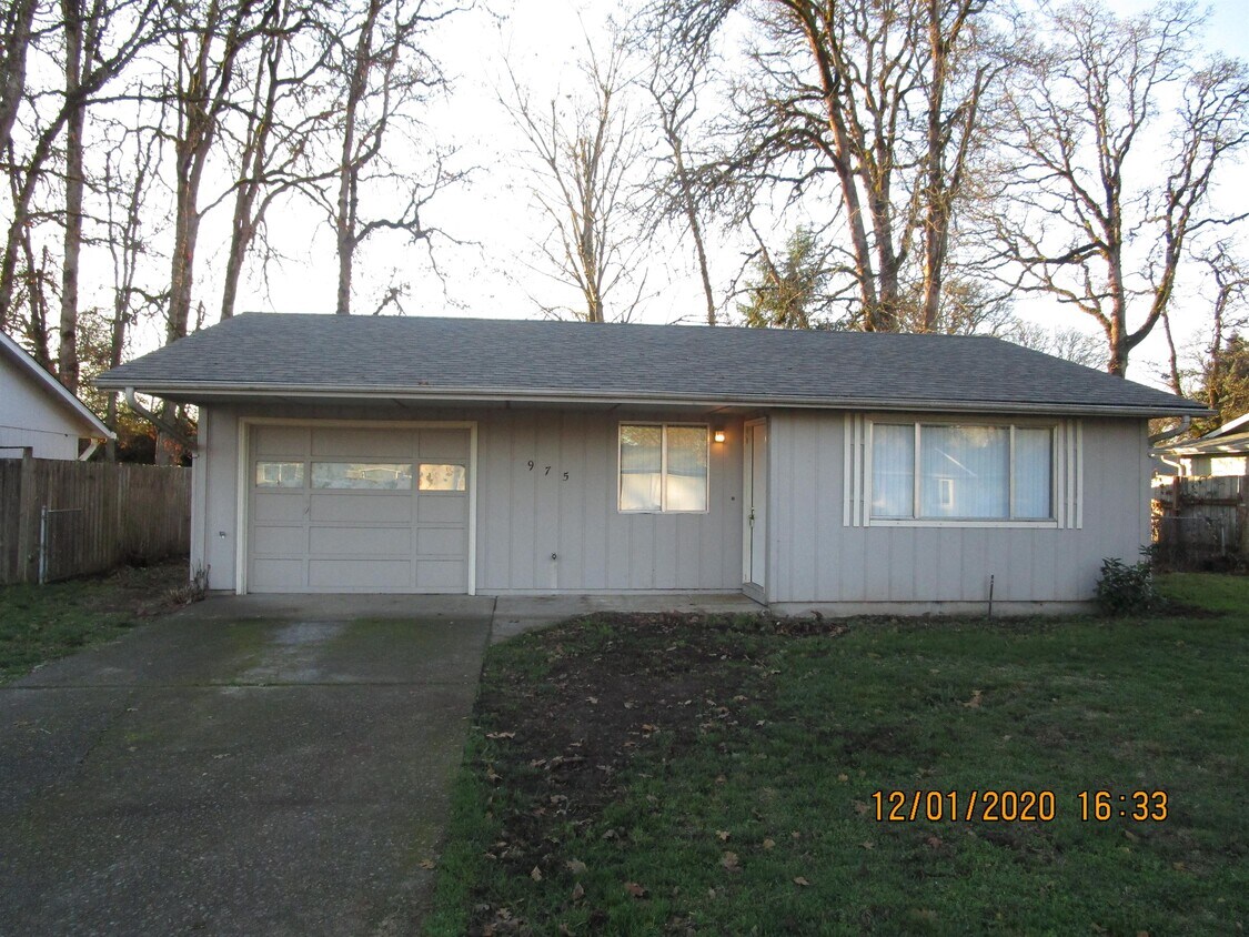 975 N 6th St, Aumsville, OR 97325 House Rental in Aumsville, OR