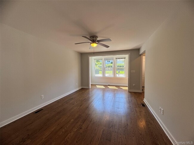 Foto del edificio - 20 Upper Depew Ave