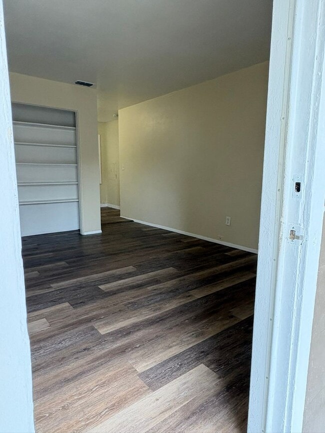 Foto del edificio - 1733-1735 Grove St S