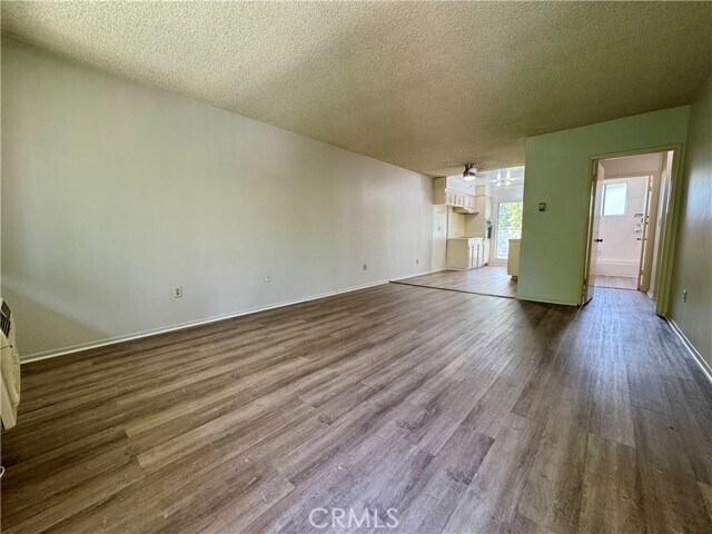 Foto del edificio - 157 Esperanza Ave