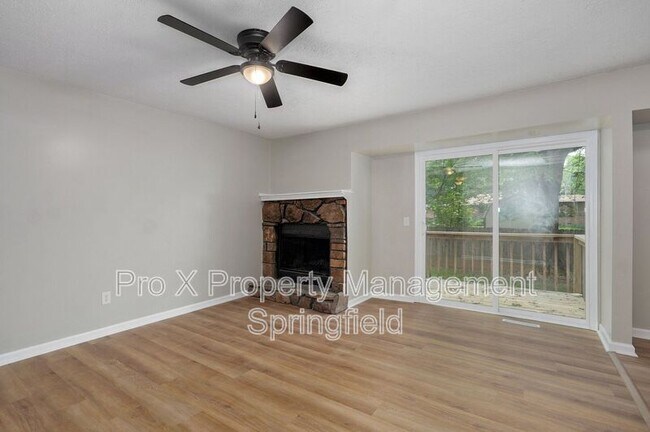 Building Photo - 1270 E Rockhill St