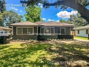 Building Photo - 8035 Bonner Dr
