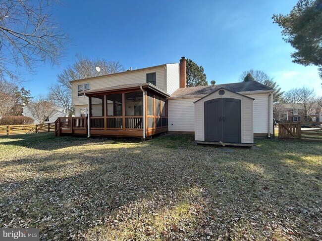 Foto del edificio - 12656 Magna Carta Rd