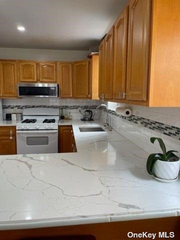 Building Photo - 56-34 Remsen Place Unit 1