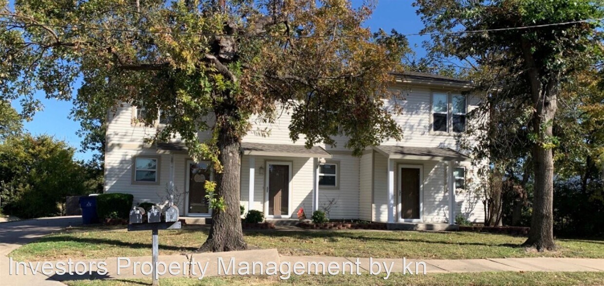 Primary Photo - 3309 S 58th St