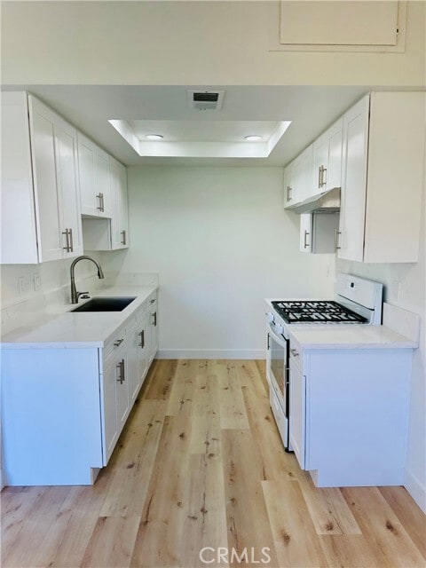 Building Photo - 2380 Benidorm Cir