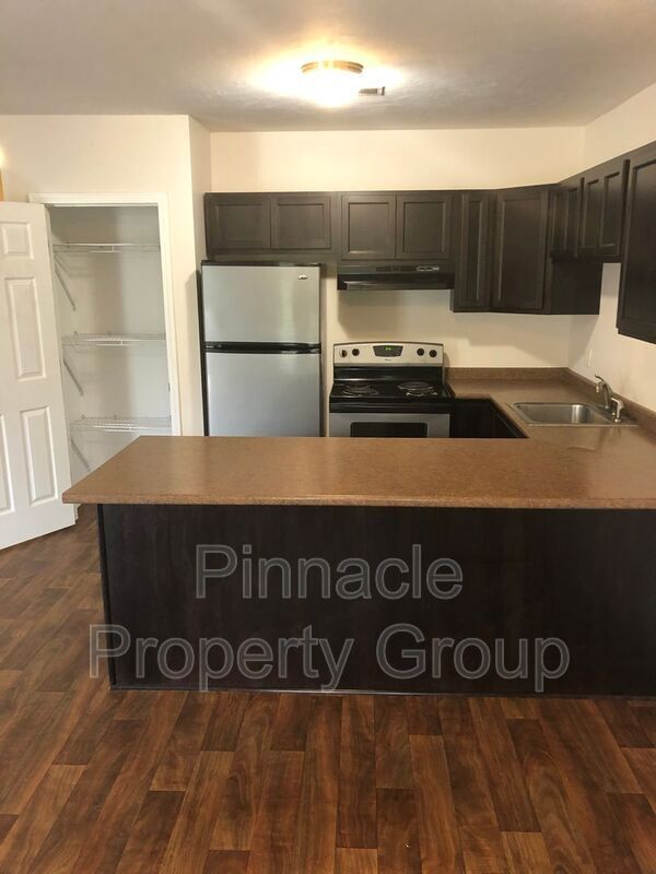 Foto del edificio - 7205 Maple Valley Rd