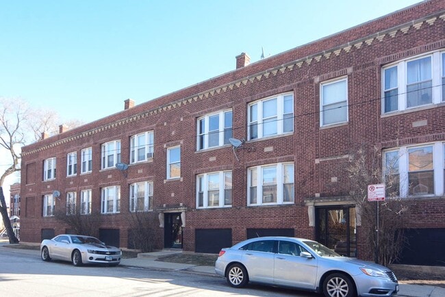 Building Photo - 819 N Campbell Ave