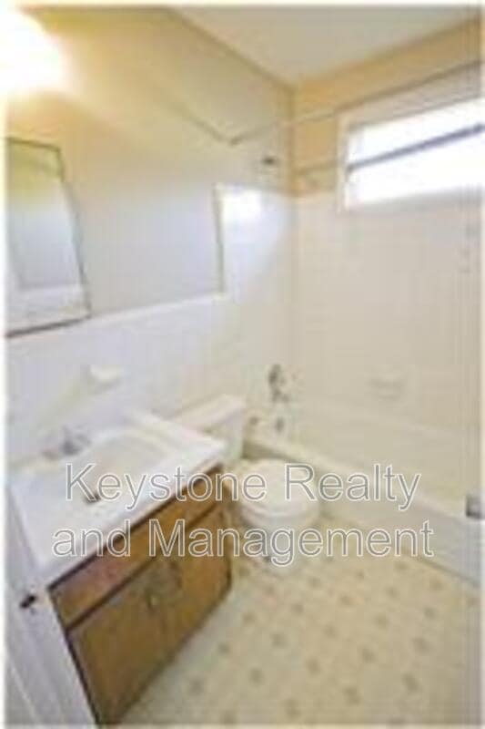 Foto del edificio - 141-C Airport Road