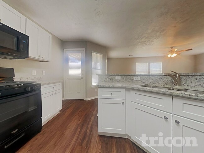 Building Photo - 21414 Partha Way