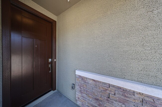 Foto del edificio - 4-Bedroom Home in Mystic at Lake Pleasant