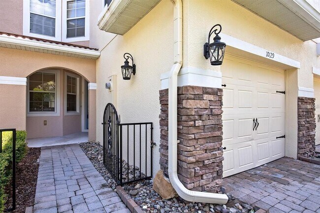 Foto del edificio - 10129 Fallsgrove St