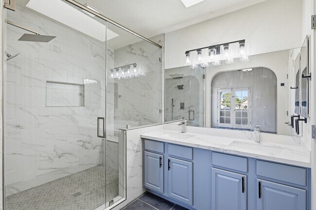 Foto del edificio - Status: Accepting Applications