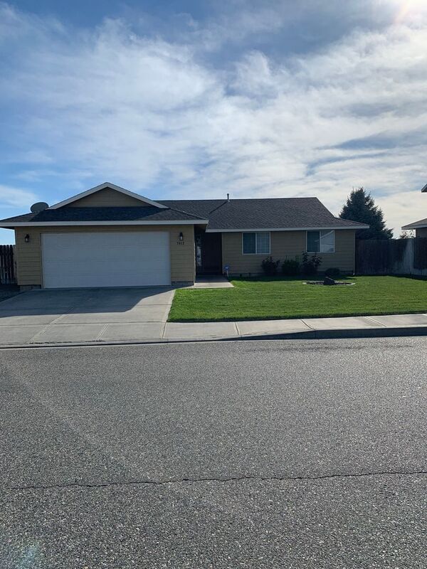 Primary Photo - 7912 Quadra Dr
