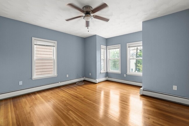 Photo - 329 Washington St Apartment