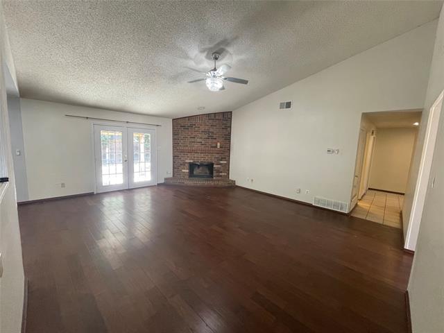 Building Photo - 6205 Maple Springs Dr