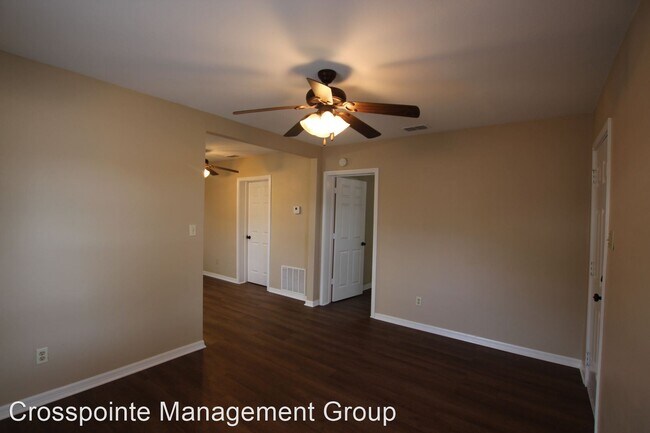 Building Photo - 2 br, 1 bath House - 1016 Bennett Ave