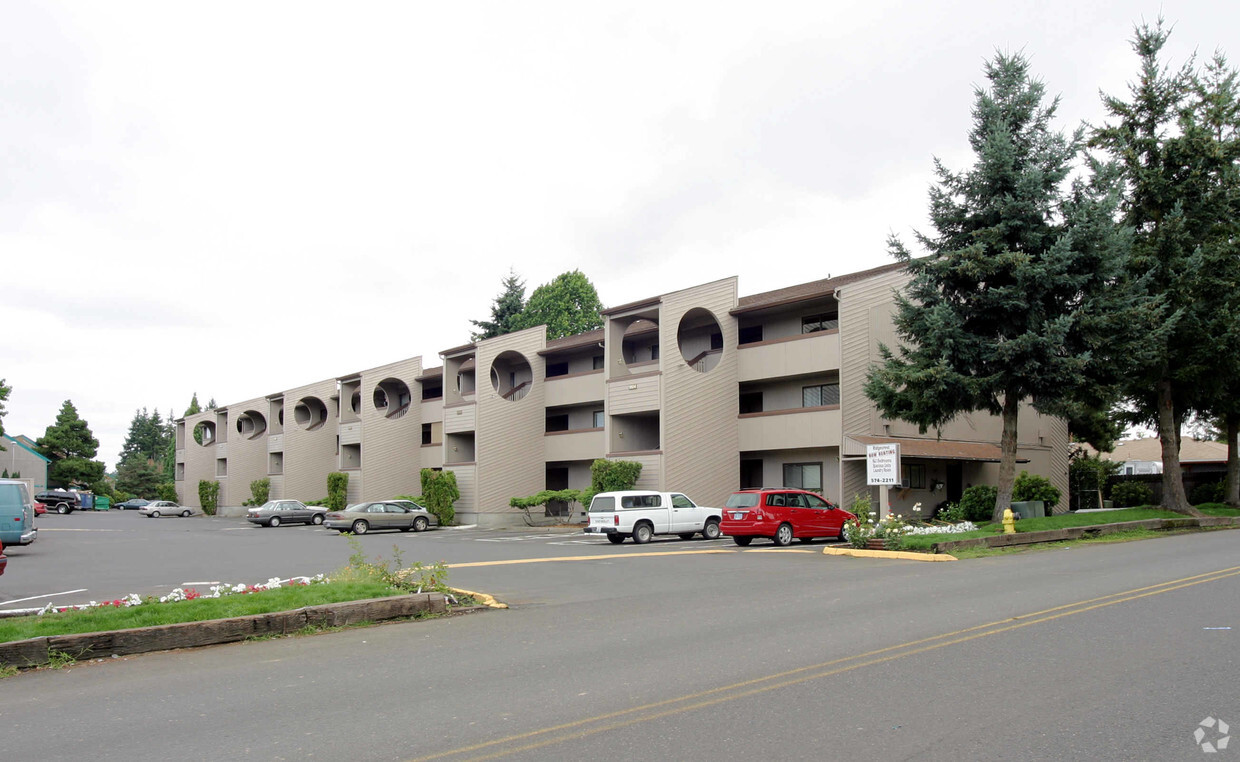 Primary Photo - Ridgecrest Apartments