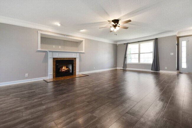 Foto del edificio - Pet Friendly Three Bedroom with Bonus!