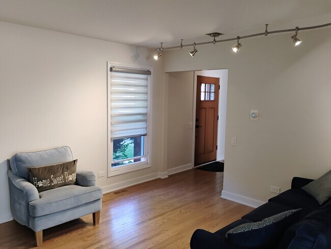 Foto del edificio - 1541 Glacier Pkwy