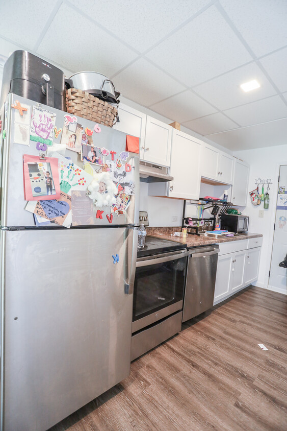 Foto principal - 542 N Carol Ln