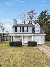 Building Photo - 9251 Club View Trace