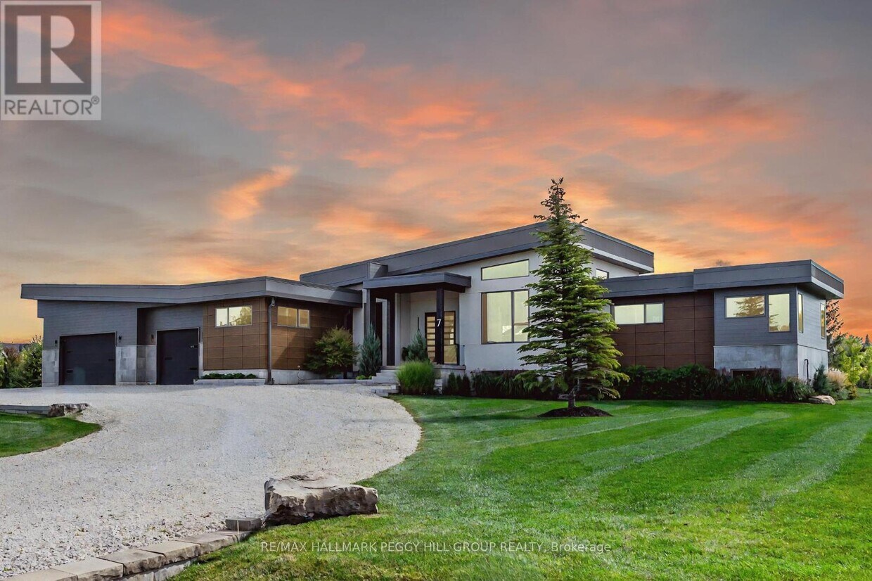 Primary Photo - 7 Meadowlark Way