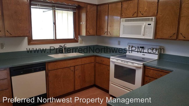 Foto del edificio - 42248 Holden Creek Ln