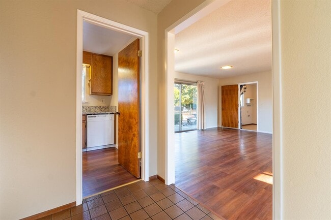 Building Photo - 27045 Meadows Rd