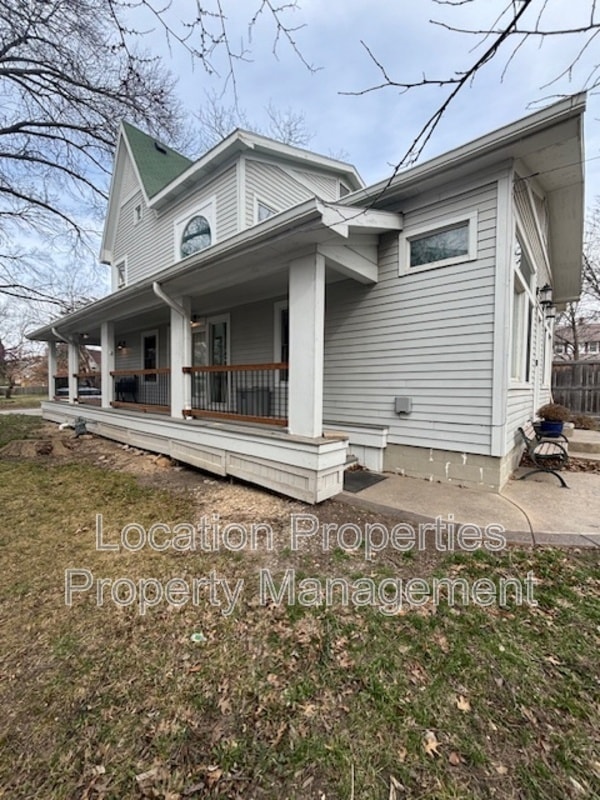 Building Photo - 1704 Mississippi St