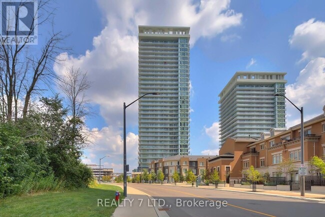 Building Photo - 360 Square One Dr