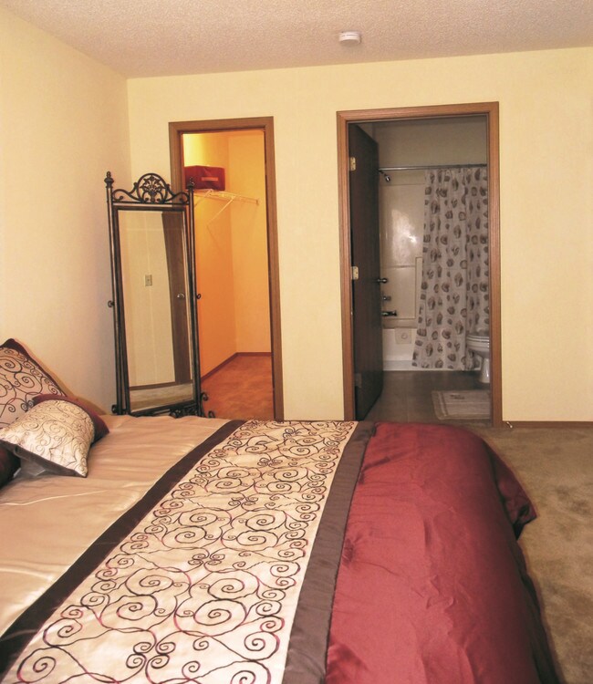 Mountain Boulevard Rentals Ozark, MO