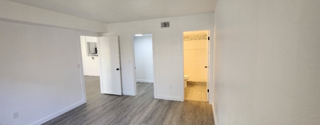 Building Photo - 33 Pony Express Dr Building Photo - 33 Pony Express Dr