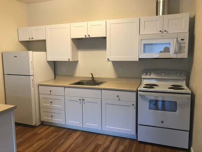 Foto del edificio - (WWA 5711) 1 bedroom/1 bathroom ~Cat Friendly~