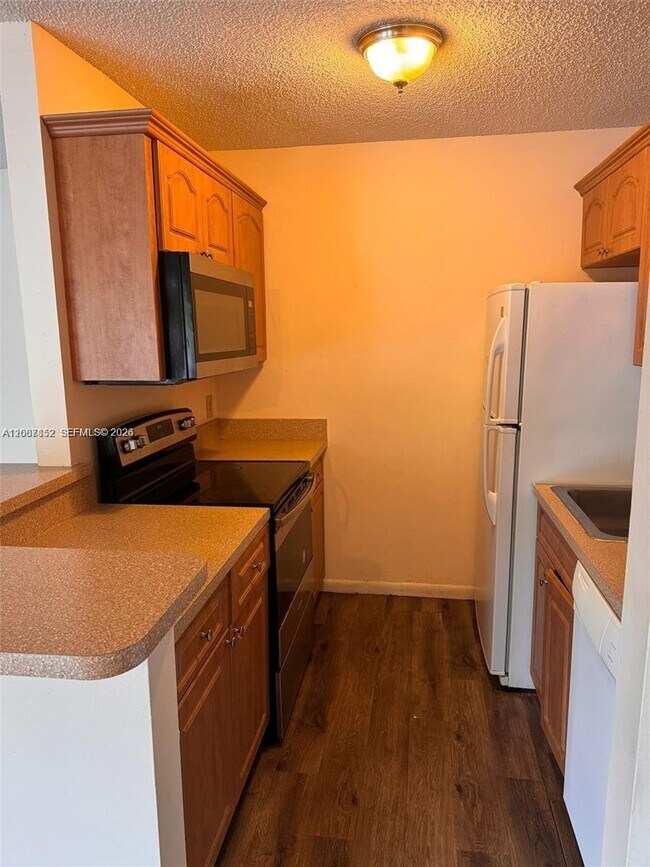 Building Photo - 11 N Crossings Cir