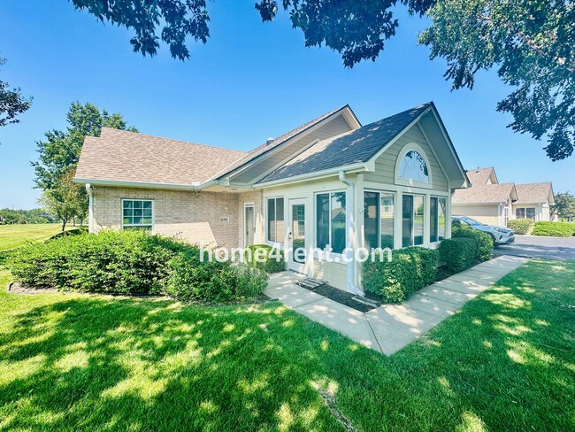 Building Photo - Maintenance FREE, Ranch Style Townhome w/ ...