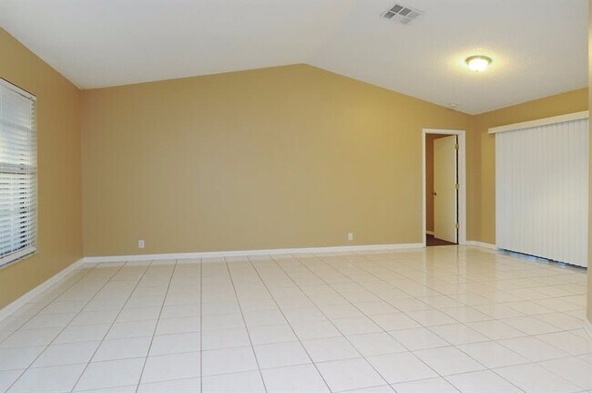 Building Photo - 5023 Orange Grove Way