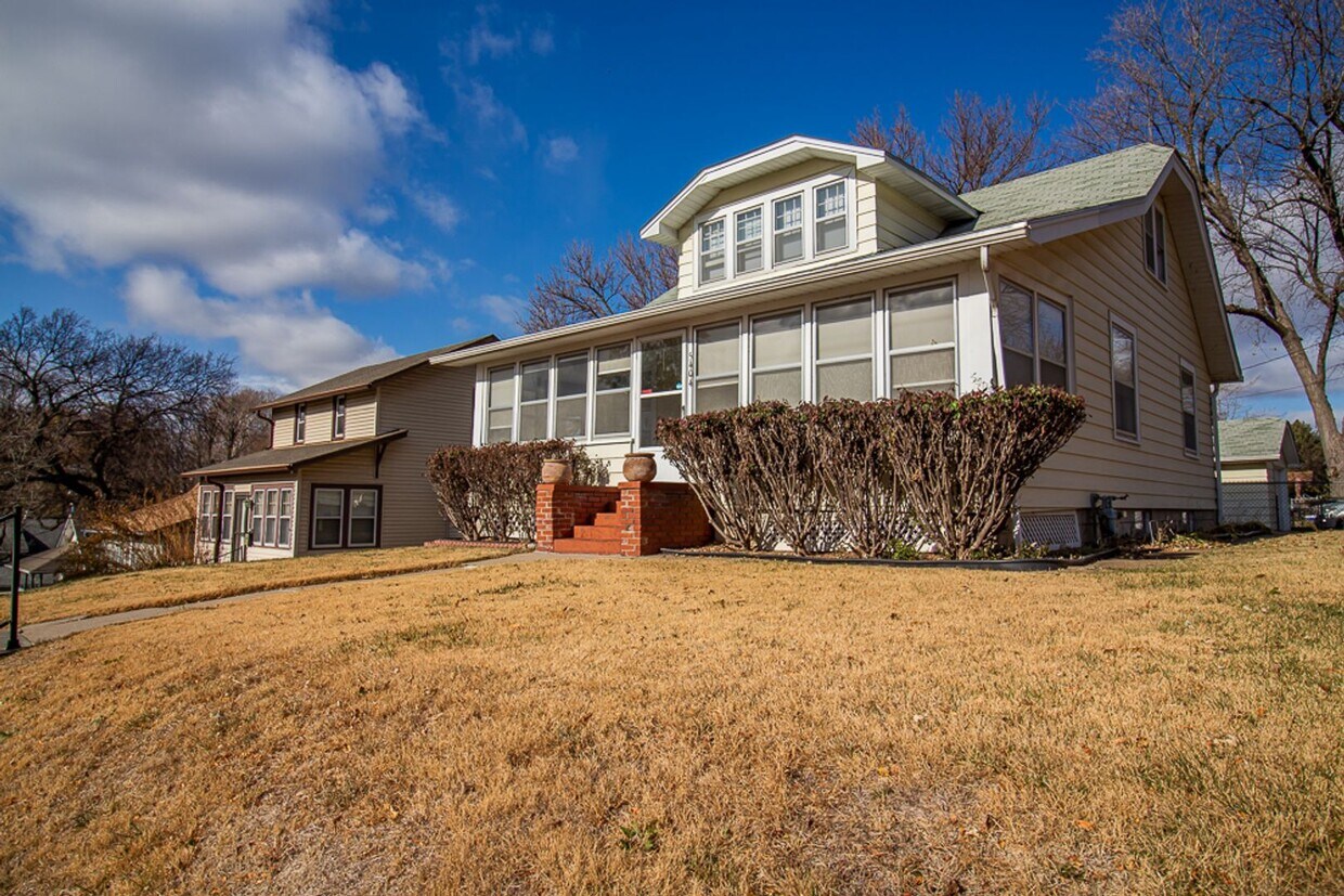 Foto principal - Coming Soon! Beautiful 4 Bedroom House for...