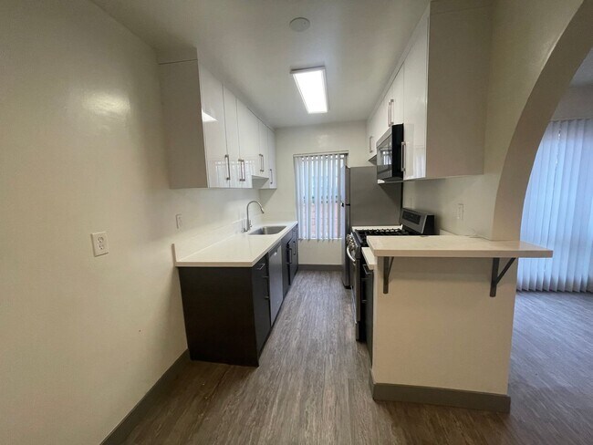 Foto del edificio - 3419 Keystone Av