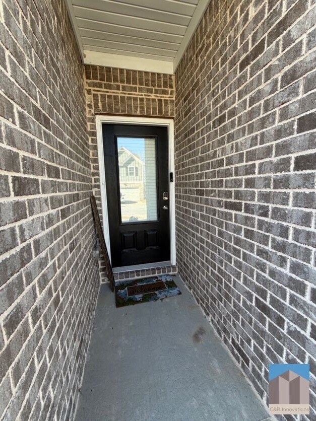 Building Photo - 7565 Knoll Hollow Rd