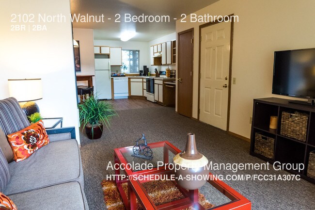 Entryway - 2102 N Walnut St