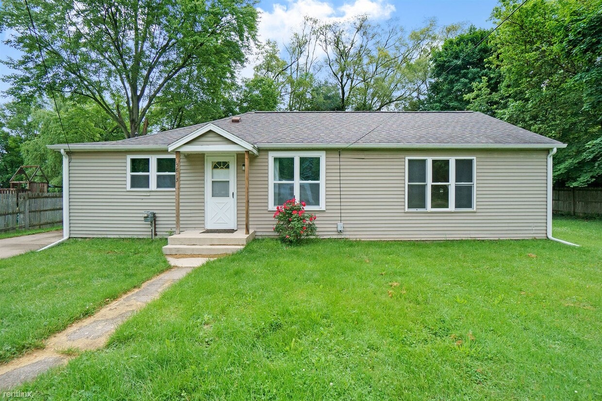 5813 Missouri Ave, Portage, MI 49024 House Rental in Portage, MI