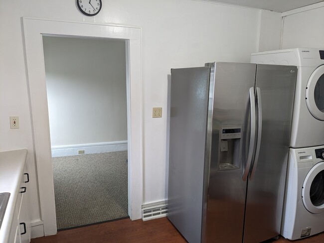 Kitchen to Dining Room - 4 Church St